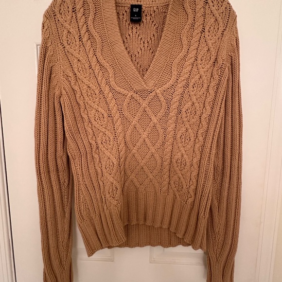 GAP Women's V-Neck Cable Knit Sweater in Tan - Picture 1 of 6